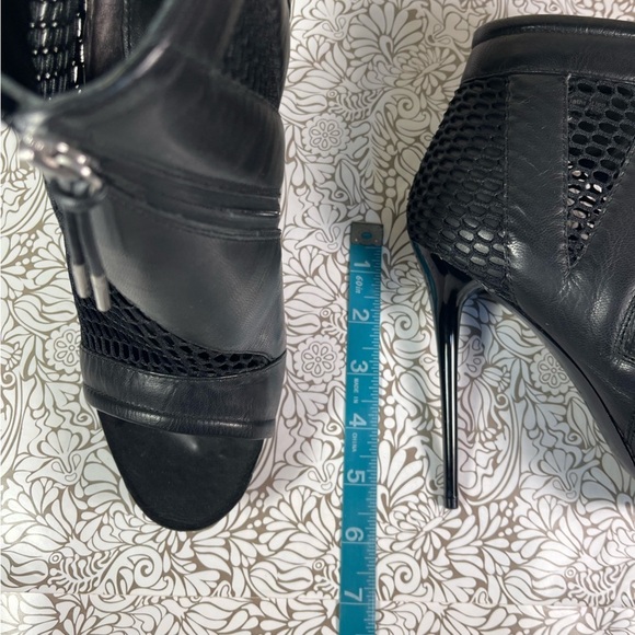 L.A.M.B. Platforms Stiletto Heels Net and leather materials - Picture 14 of 14